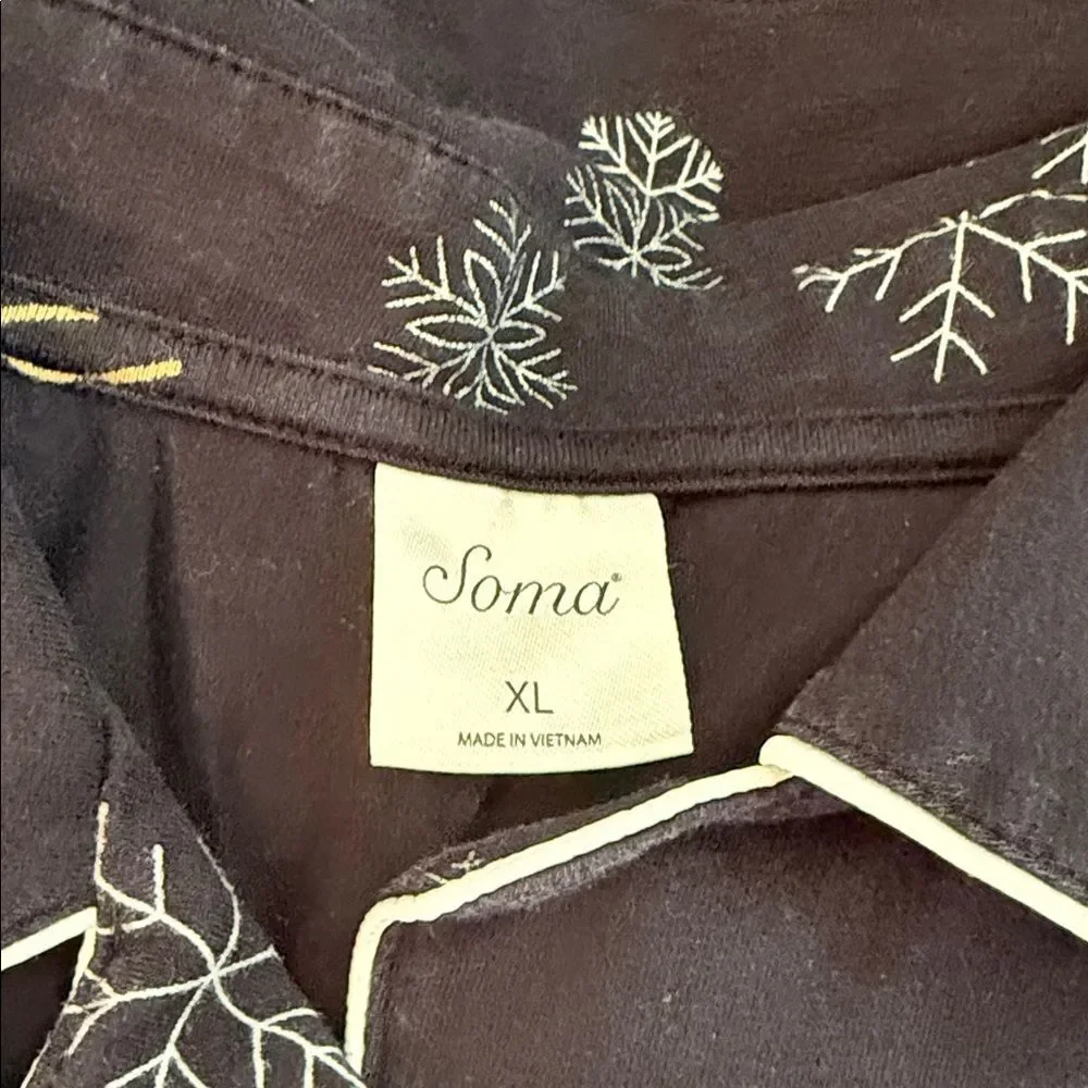 Soma Women’s 2 piece Pajamas Black, Gold and White Snowflake, Top XL / Pants L